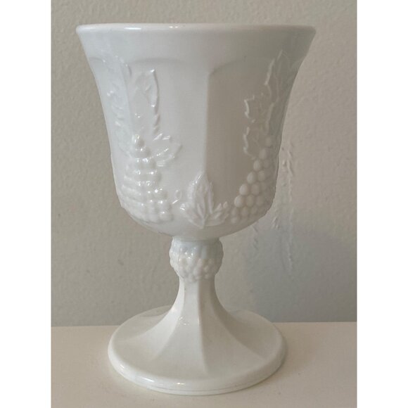 White Milk Glass Water Goblet Stemware Grapes Leaves Replacement Vintage - Picture 5 of 12